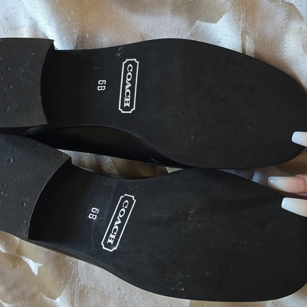 Shoes - Picture 3 of 3